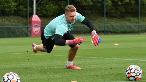 Goleiro em baixa no Arsenal pode reforçar o Newcastle
