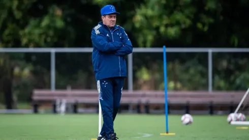 Vanderlei Luxemburgo comandou o Cruzeiro nos últimos quatro meses de 2021