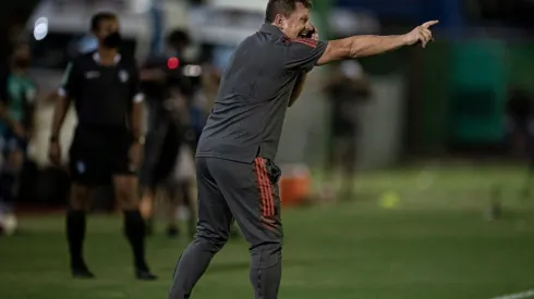 Foto: Jorge Rodrigues/AGIF – Fábio Matias elogiou a equipe após empate com o Volta Redonda
