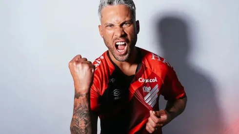 Foto: José Tramontin/athletico.com.br/Divulgação – Marlos: revelado no rival, sempre teve o sonho de defender o Furacão
