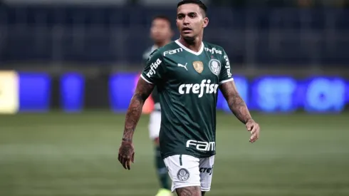 Foto: Ettore Chiereguini/AGIF – Dudu em ação pelo Palmeiras
