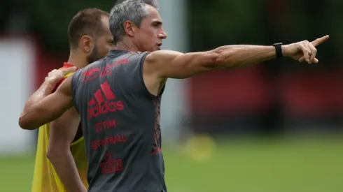 Paulo Sousa foi elogiado por titular do Flamengo em início da temporada
