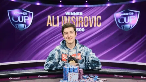 Ali Imsirovic venceu de novo um high roller de poker (Foto: Divulgação site oficial PokerGO)

