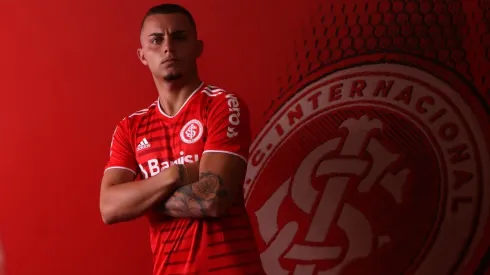 Reprodução/Internacional – Bruno Gomes é anunciado no Internacional
