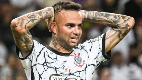 Foto: Kely Pereira/AGIF – Luan segue em baixa no Corinthians.
