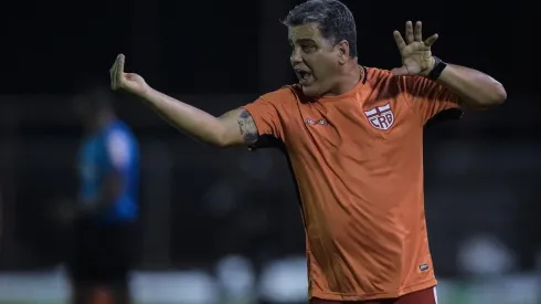 Foto: Thiago Ribeiro/AGIF – Marcelo Cabo elogia atuação em derrota do CRB pelo Nordestão
