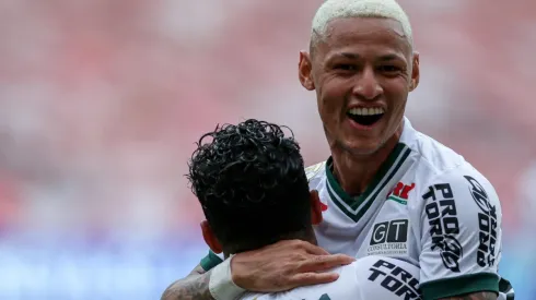Foto: Fernando Alves/AGIF – Neilton: atacante tem contrato com o Coritiba até o fim do ano
