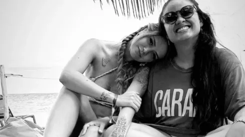 Marcela Mc Gowan e Luiza assumiram o namoro no ano passado – Imagem: Reprodução/Instagram oficial de Luiza
