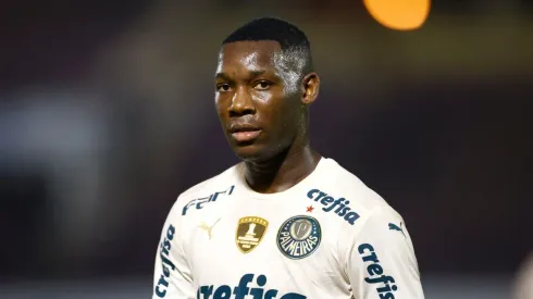 Thiago Calil/AGIF. Patrick de Paula foi resguardado pela diretoria Alviverde, mas problemas extra-campo tiraram espaço do atleta