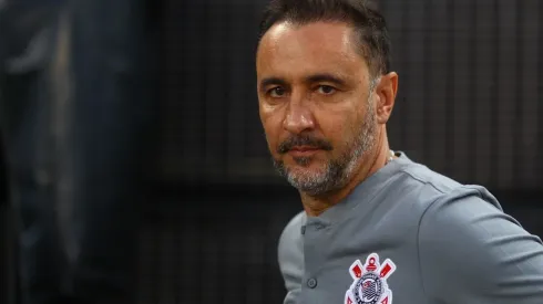 Marcello Zambrana/AGIF – Vítor Pereira, técnico do Corinthians
