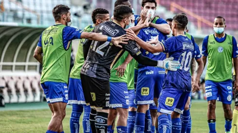 Foto: Lucas Almeida/ADC – Confiança precisa vencer o Itabaiana para garantir a classificação para a semifinal
