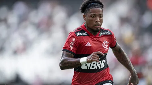 Marinho foi negociado com o Flamengo (Foto: Jorge Rodrigues/AGIF)
