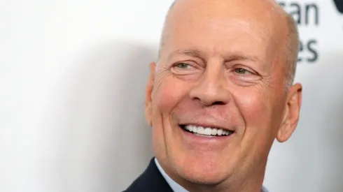 Bruce Willis foi diagnosticado com afasia e se aposentou
