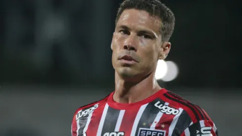 Foto: Marcello Zambrana/AGIF – Hernanes postou vídeo em que parabeniza Ceni por "título"; meia percebeu gafe e apagou logo em seguida
