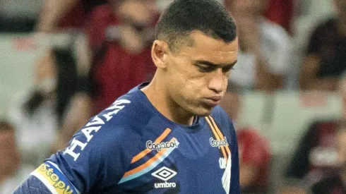Foto: Robson Mafra/AGIF – Athletico define nome para repor saída de Santos
