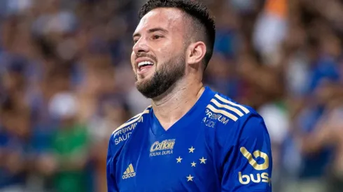 Foto: Alessandra Torres/AGIF – Giovanni está no radar de adversário do Cruzeiro para a Série B
