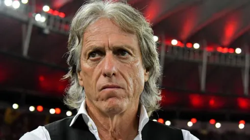 Foto: (Thiago Ribeiro/AGIF) – Jorge Jesus, ex-técnico no Flamengo, está à procura de um novo clube
