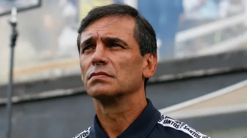 – Fabián Bustos é técnico do Alvinegro Praiano
