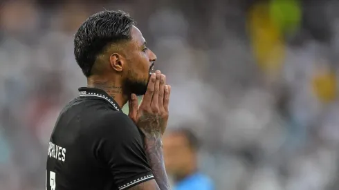 Foto: Thiago Ribeiro/AGIF | Diego Gonçalves pediu paciência a torcida do Botafogo após vaias
