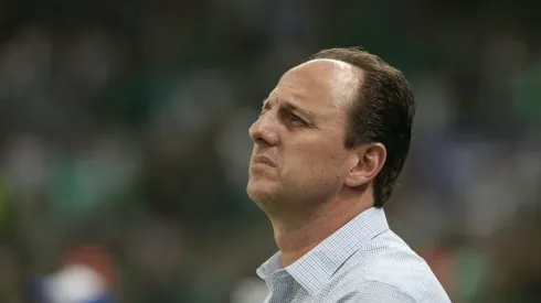 Foto: Marcello Zambrana/AGIF - Torcida do Cruzeiro se posiciona e sai em defesa de Ceni sobre 2019