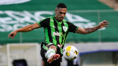 Fernando Moreno/AGIF. Éder analisa psicológico do América e erros em campo contra o Atlético-MG
