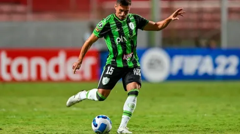 Juninho Valoura deve ser titular pelo América pela primeira vez em quase dois meses