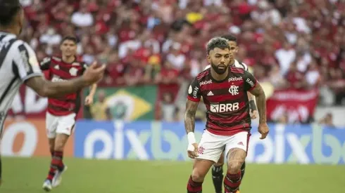 Alexandre Vidal / Flamengo/ CBF se manifesta sobre lance polêmico de suposto pênalti em Gabigol contra o Ceará.
