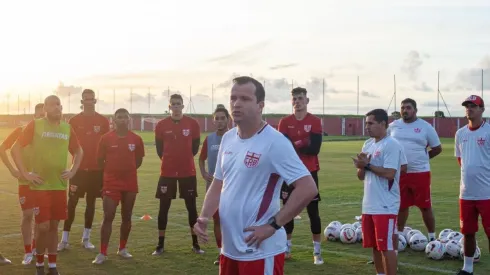 Francisco Cedrim/CRB. Daniel Paulista começou a trabalhar à frente do CRB na segunda-feira (16)