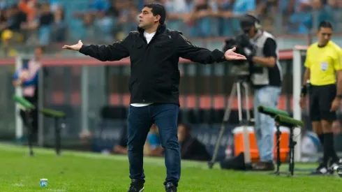Agif/Jeferson Guareze – Técnico do Caracas FC tem dificuldade para escalar equipe
