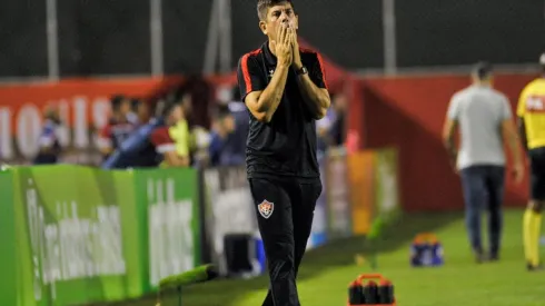 Jhony Pinho/AGIF – Fabiano ganha reforço no ataque do Vitória.
