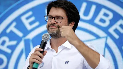 Felipe Oliveira/ EC Bahia. Com Bahia acertando as finanças, venda de prata da casa pode ajudar os cofres tricolores
