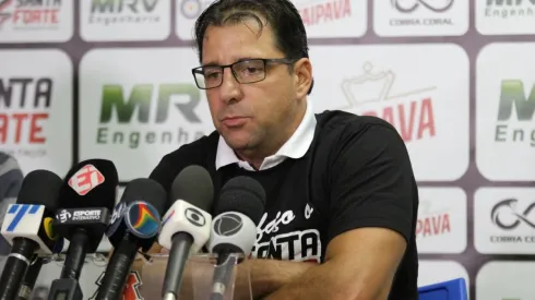 Site oficial do time: Rafael Melo/Site Oficial Santa Cruz - Santa Cruz cogita romper contrato após jogador de Martellote ser criticado em transmissão