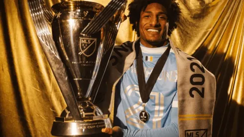 Foto: Divulgação – Talles Magno comemora um ano de EUA com títulos e prêmios individuais