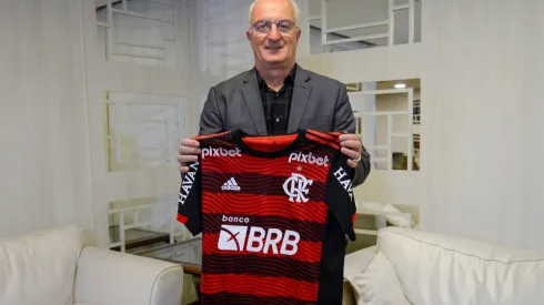 Foto: Marcelo Cortes/CRF – Dorival deve ganhar primeiro reforço para a segunda parte da temporada
