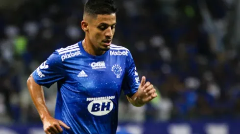 Foto: Fernando Moreno/AGIF | Neto Moura pode deixar o Cruzeiro
