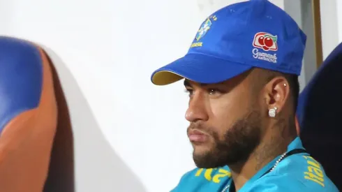 (Photo by Edilzon Gamez/Getty Images) – Neymar reprovou o ocorrido.
