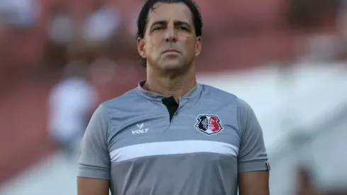 Marlon Costa/Pernambuco Press. Martelotte não dá o Santa Cruz por vencido e acredita no incentivo da torcida