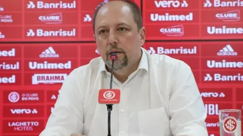 Foto: Ricardo Duarte / Internacional – Barcellos, diretor do Inter.
