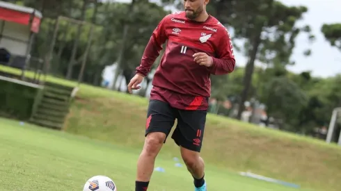 Gustavo Oliveira/Athletico – Marlos quer deixar o Athletico
