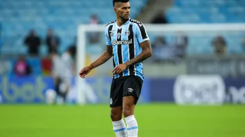 Pedro H. Tesch/AGIF – Rodrigues em ação pelo Grêmio.
