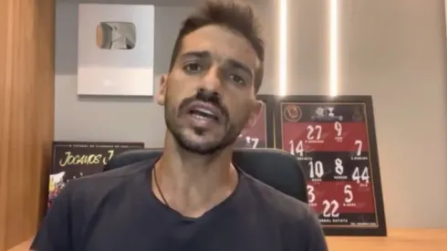 Foto: Reprodução / YouTube - Venê revela negociação do Fla com defensor