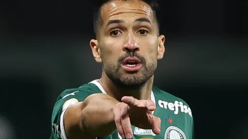 Foto: Cesar Greco – Torcida do Palmeiras chegou a pedir Andrei Girotto no lugar do criticado Luan (foto)
