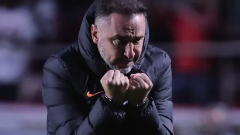 Foto: Ettore Chiereguini/AGIF - Vítor Pereira leva Balbuena e mais