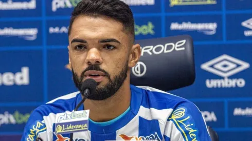 Foto: Reprodução/ Avaí – Raniele em entrevista coletiva
