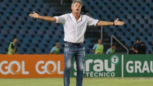 Ronald Felipe/AGIF – Renato no comando do Grêmio.
