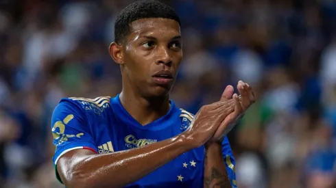 Foto: Alessandra Torres/AGIF – Vitor Leque: jovem é um dos jogadores que voltam ao Cruzeiro
