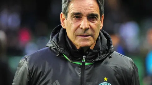 Jason Silva/AGIF – Paulo César Carpegiani comandou o Coritiba pela última vez em 2017
