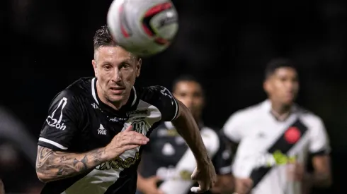 Foto: Jorge Rodrigues/AGIF – Fábio Sanchez é titular da Ponte Preta
