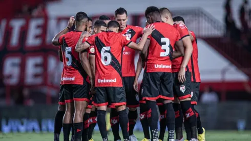 Foto: Heber Gomes/AGIF – Atlético-GO perdeu para o São Paulo no Morumbi
