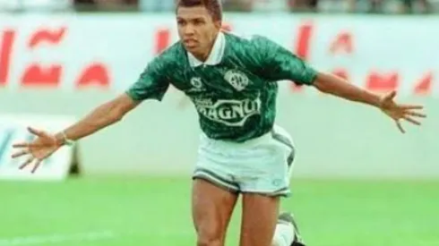 Foto: Acervo Pessoal Amoroso/Instagram – Amoroso fez 19 gols no Brasileirão de 1994
